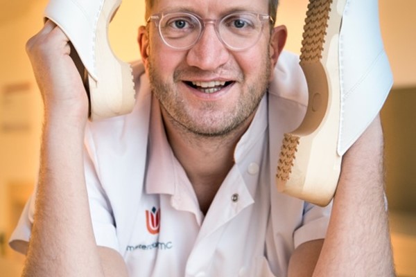 Dr. Paul Elbers